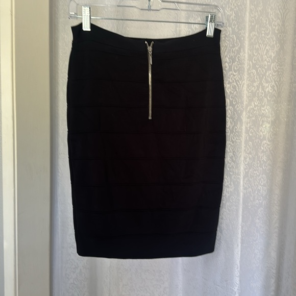 BEBE KNIT PENCIL SKIRT Sz: M - Picture 2 of 7